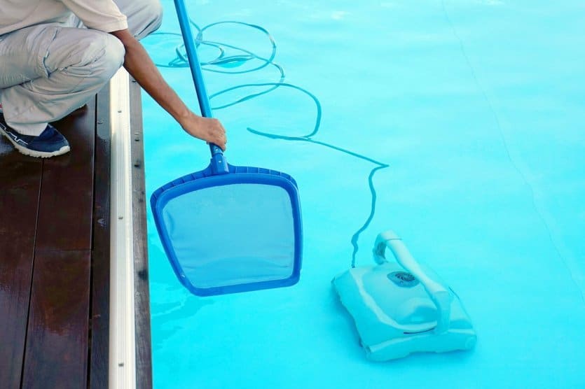 accessoires indispensables pour équiper sa piscine hors-sol